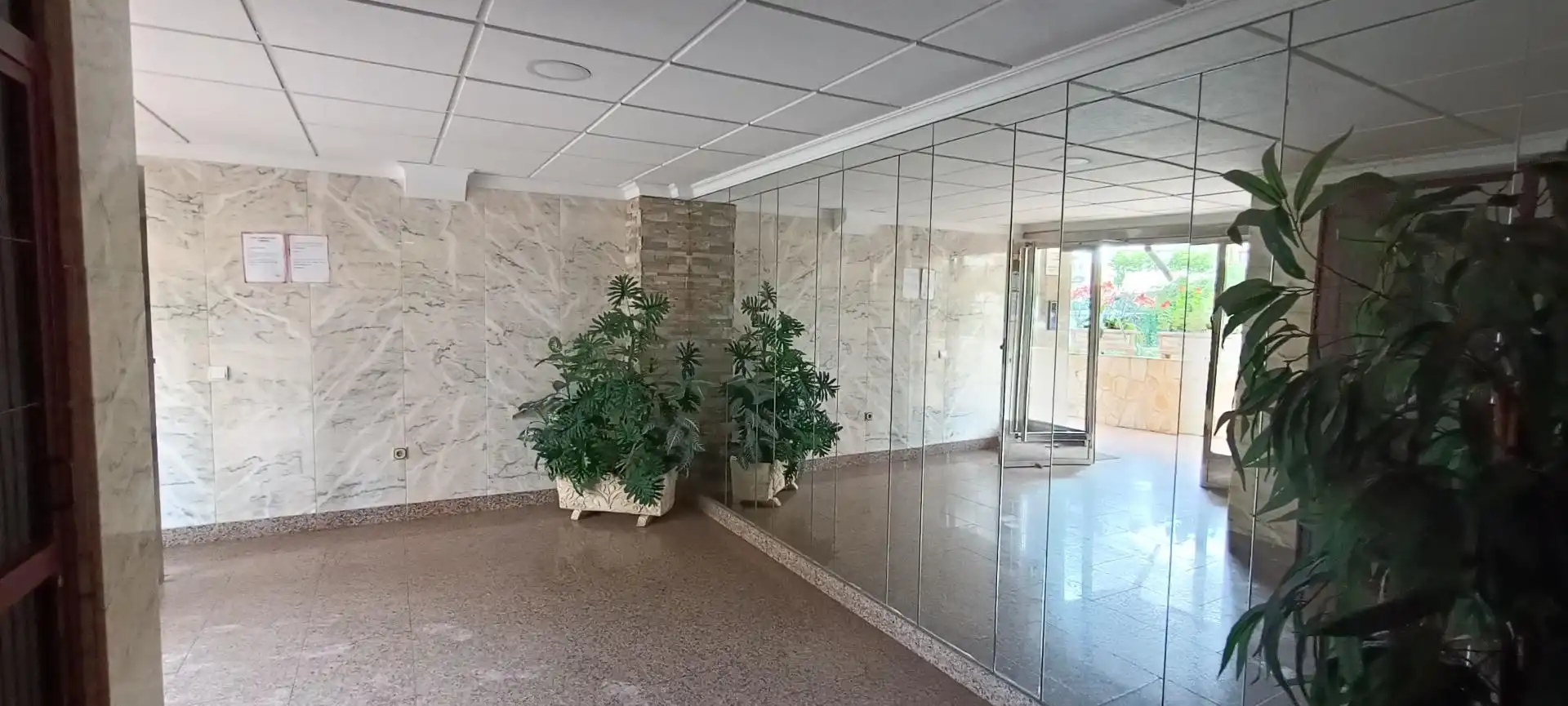 Apartamento en venta en Benidorm con Jardín privado, Amueblado y Piscina comunitaria