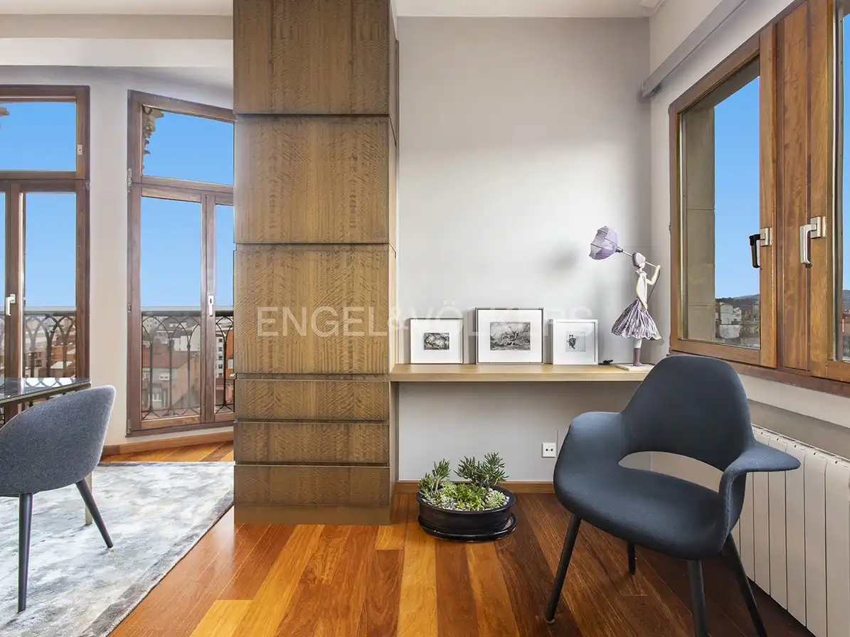 Habitación de Ático en venta en Gijón  con Calefacción, Parquet y Terraza