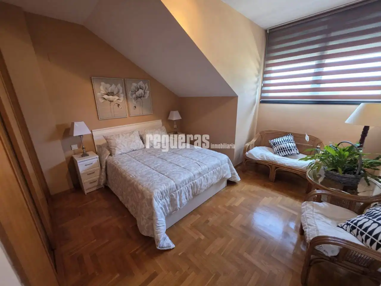Dormitori de Dúplex en venda en Avilés amb Calefacció, Parquet i Terrassa