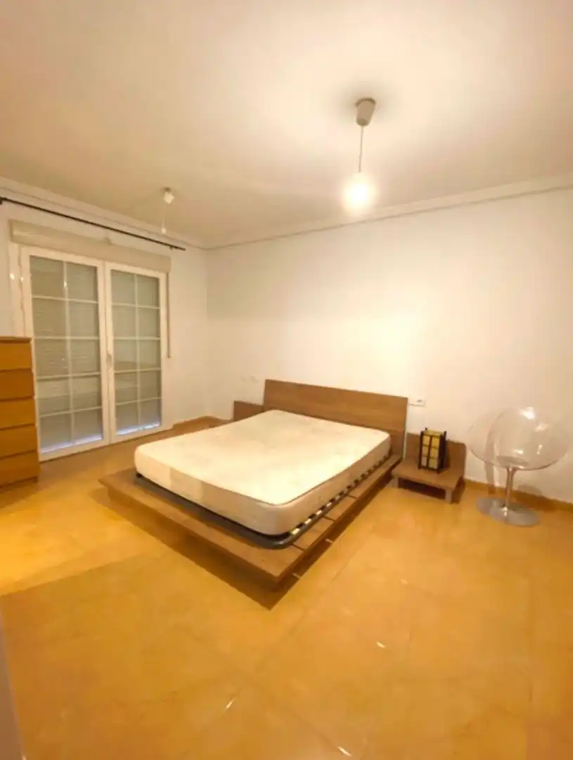 Habitación de Casa adosada en venta en Villamanta con Calefacción y Balcón