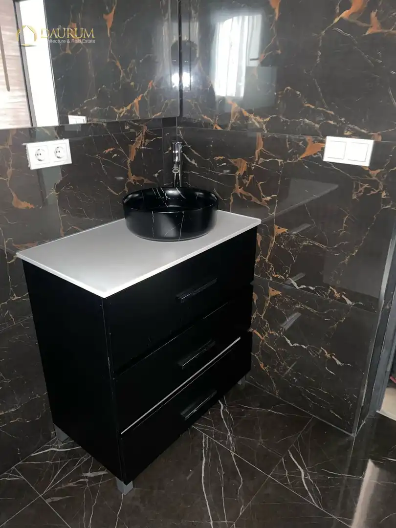 Baño de Piso en venta en Xirivella con Aire acondicionado