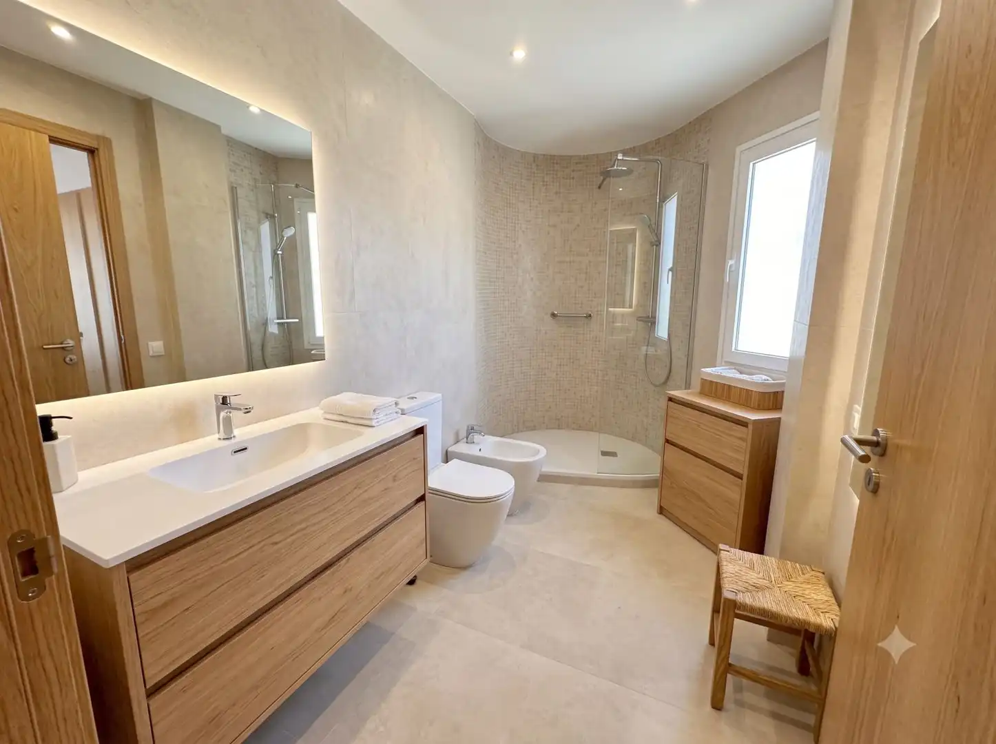 Baño de Apartamento en venta en Torremolinos con Aire acondicionado, Calefacción y Terraza