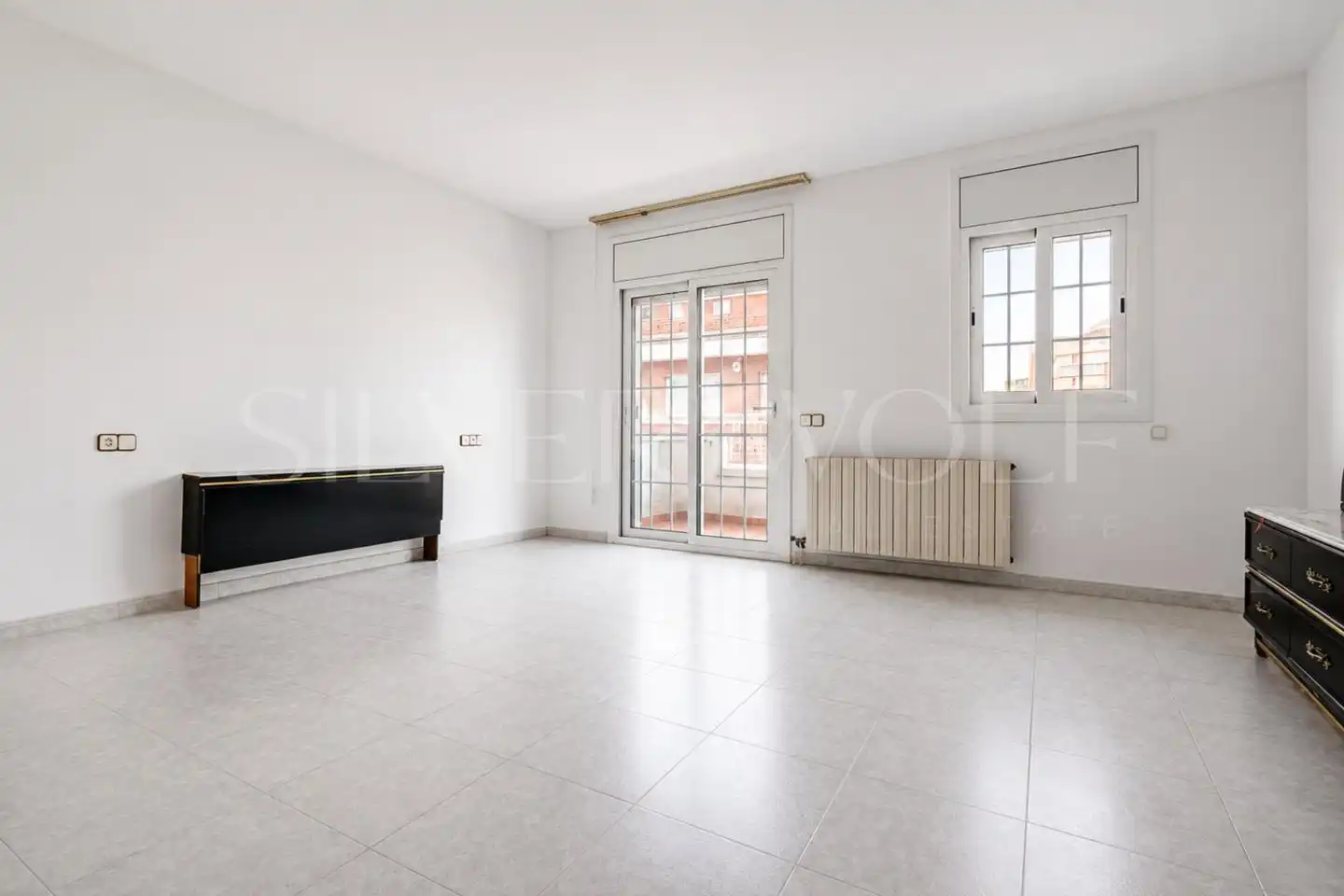 Sala de estar de Casa adosada en venta en El Prat de Llobregat con Aire acondicionado, Calefacción y Terraza