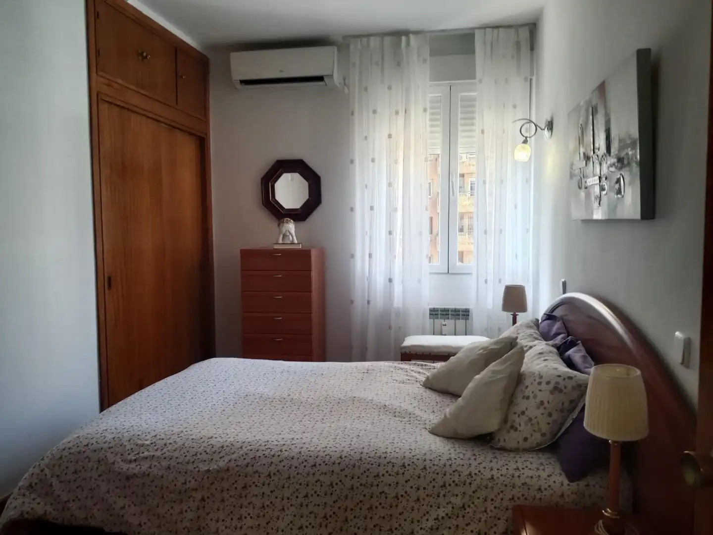 Habitación de Piso de alquiler en Madrid con Aire acondicionado, Calefacción y Amueblado