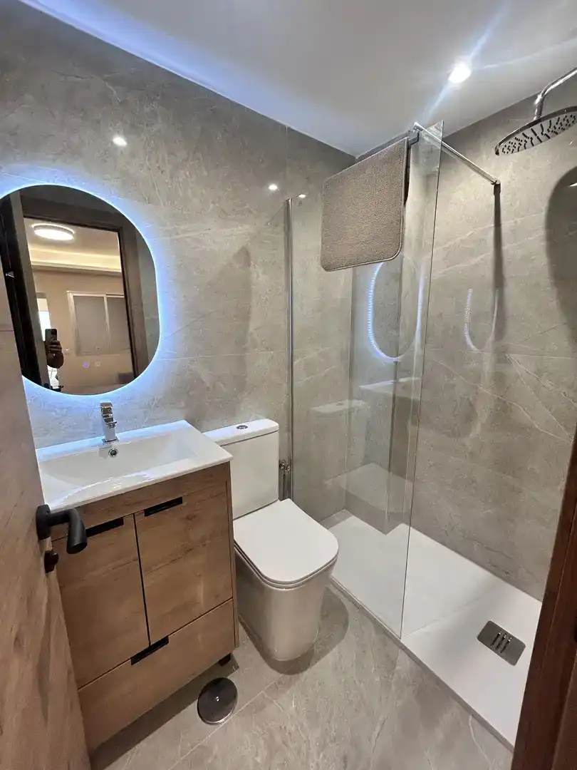 Bathroom of Flat for rent in Mijas  with Air Conditioner, Furnished and Balcony