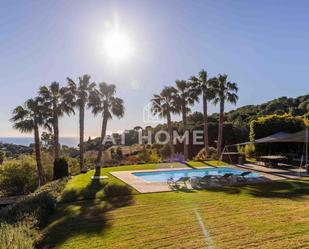 Garden of House or chalet for sale in Cabrera de Mar  with Air Conditioner and Swimming Pool