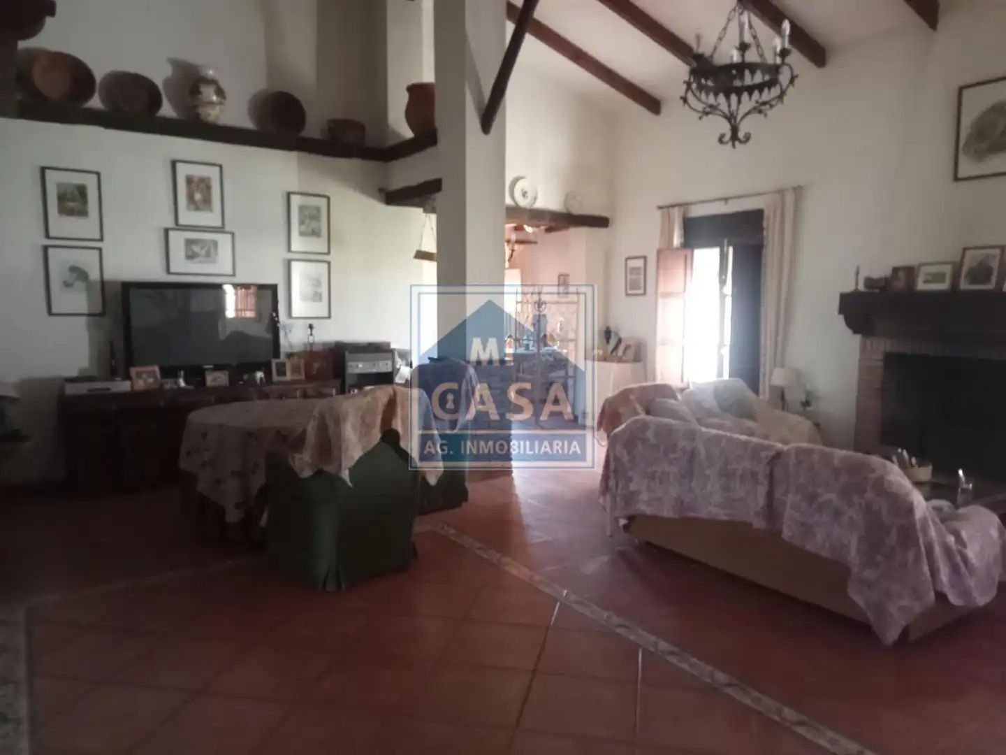 Sala de estar de Finca rústica en venta en Oliva de Mérida con Aire acondicionado, Calefacción y Terraza