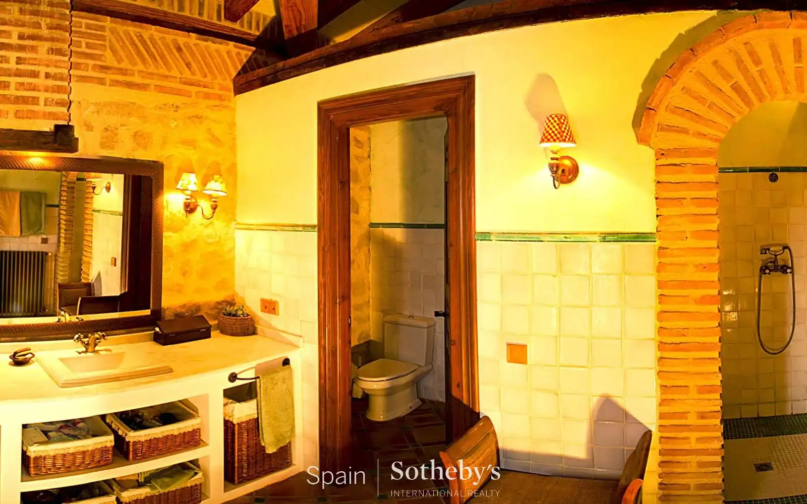Badezimmer von Residential zum Verkauf in Villalba de Rioja