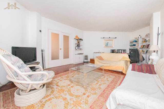 Piso en Venta en Calle Leopoldo Alas Clarín, 4 en Peñagrande