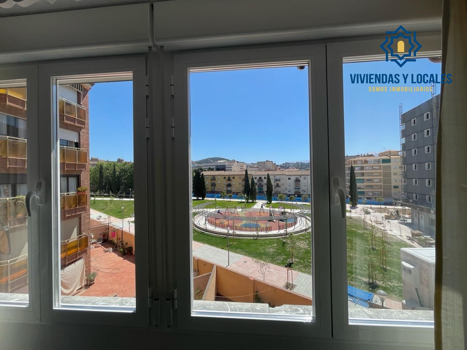 Exterior view of Flat to rent in  Granada Capital  with Air Conditioner, Heating and Balcony