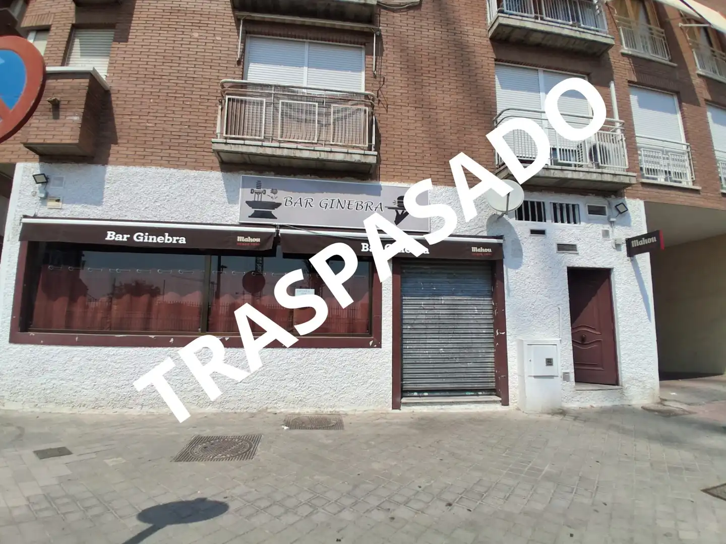 Local en traspaso en Móstoles con Aire acondicionado, Parquet y Terraza