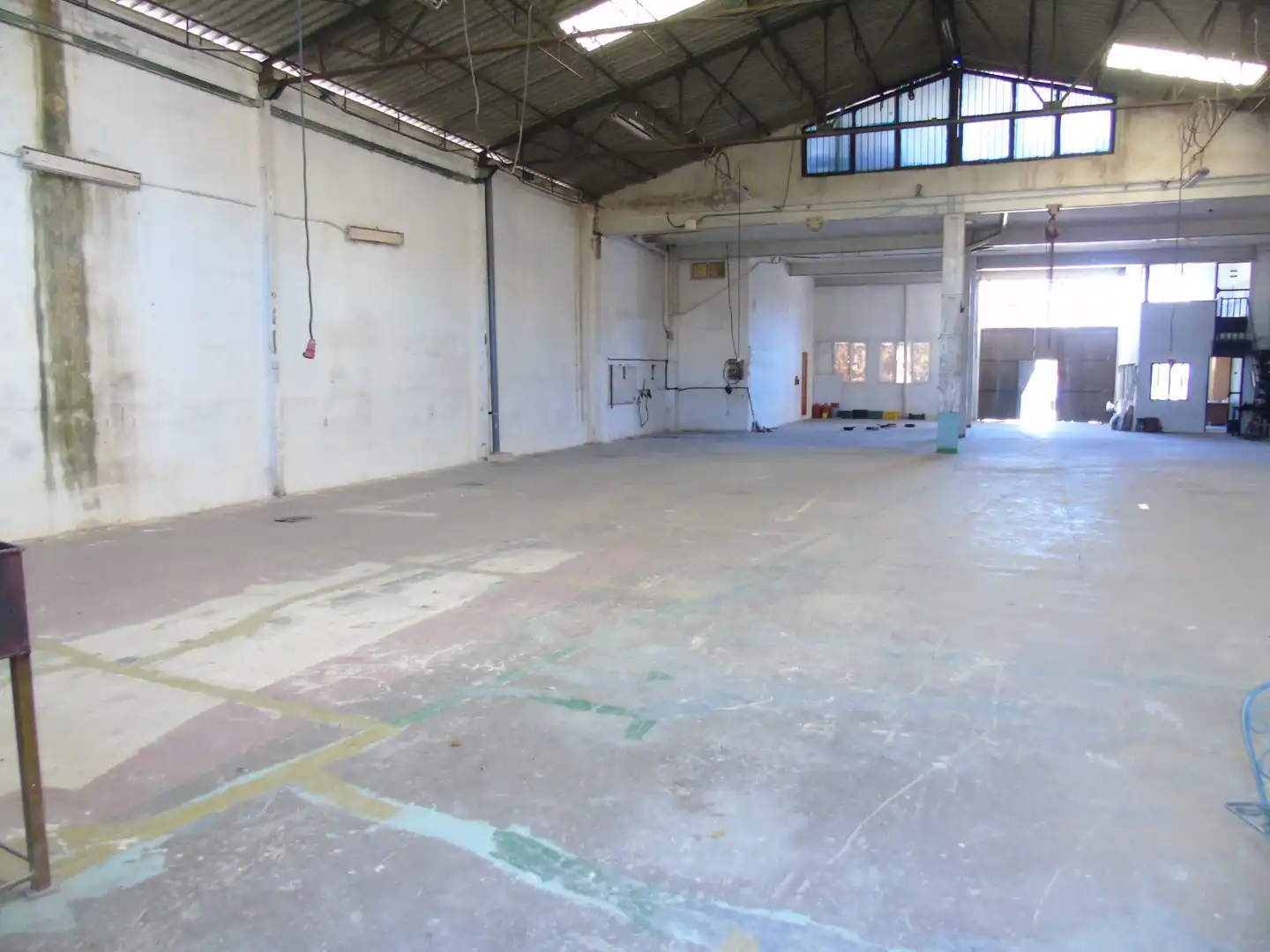 Industrial buildings for sale in Ceutí