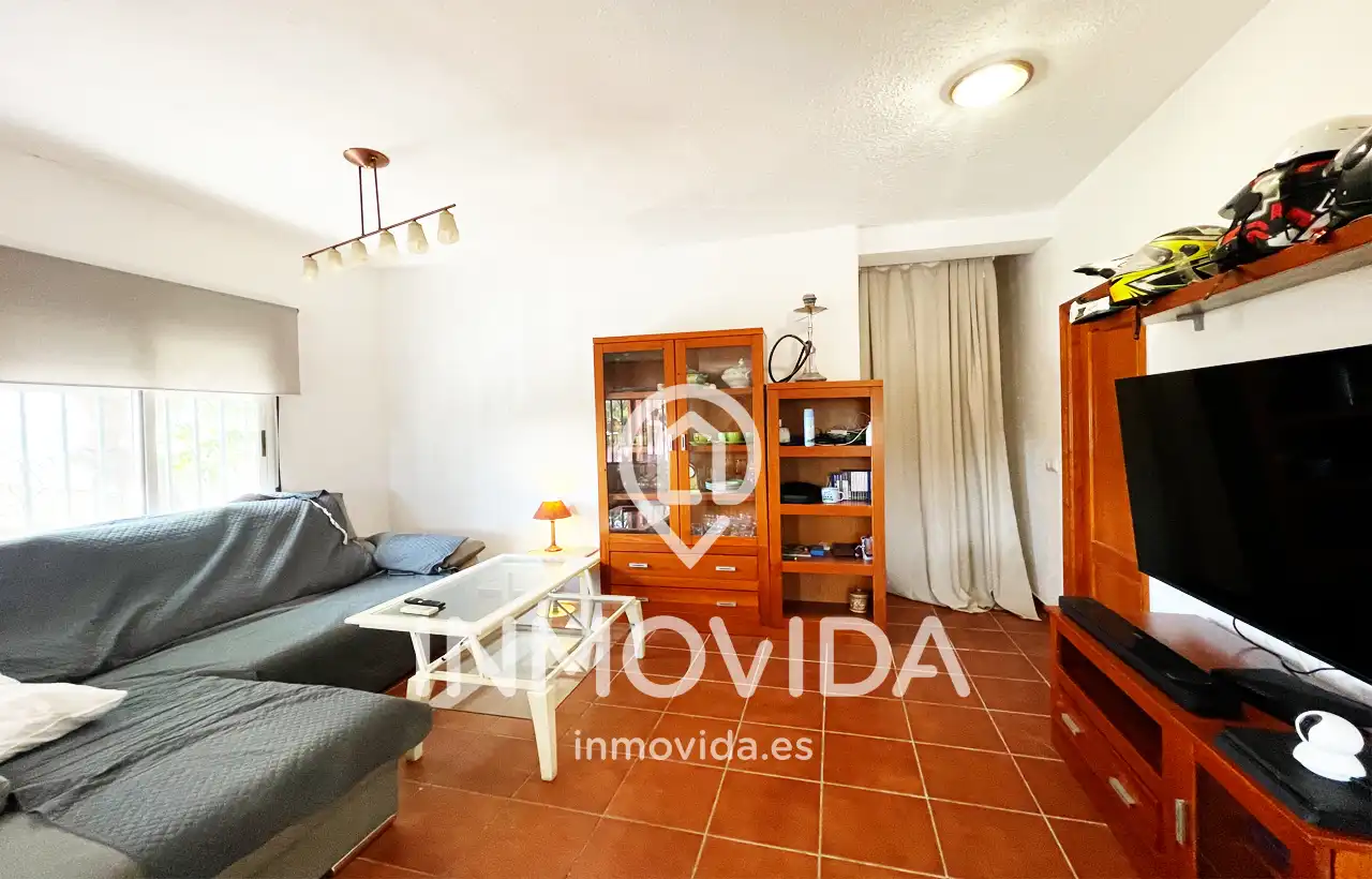 Sala d'estar de Casa o xalet en venda en Xàtiva amb Aire condicionat, Jardí privat i Terrassa