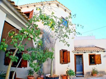 Villa mit Garten zum Verkauf in Calle Verge de la Salut