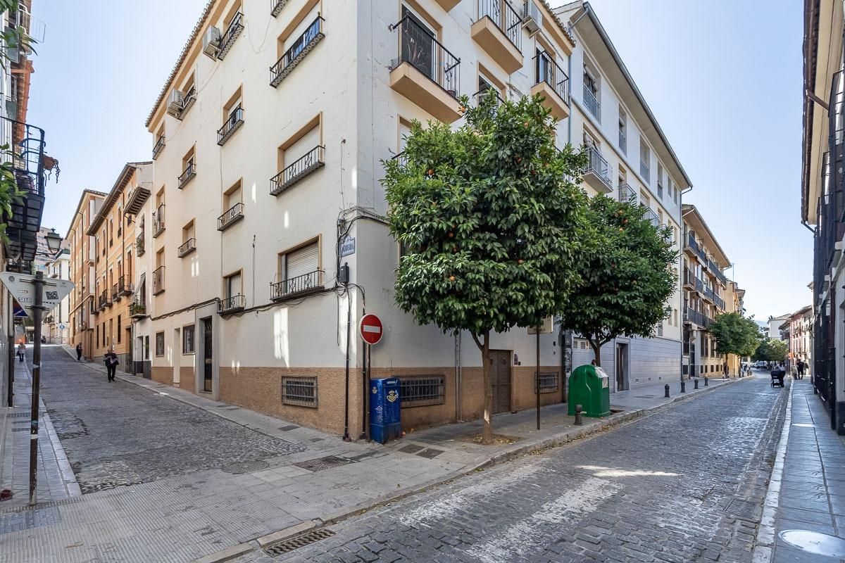 Vista exterior de Piso en venta en  Granada Capital