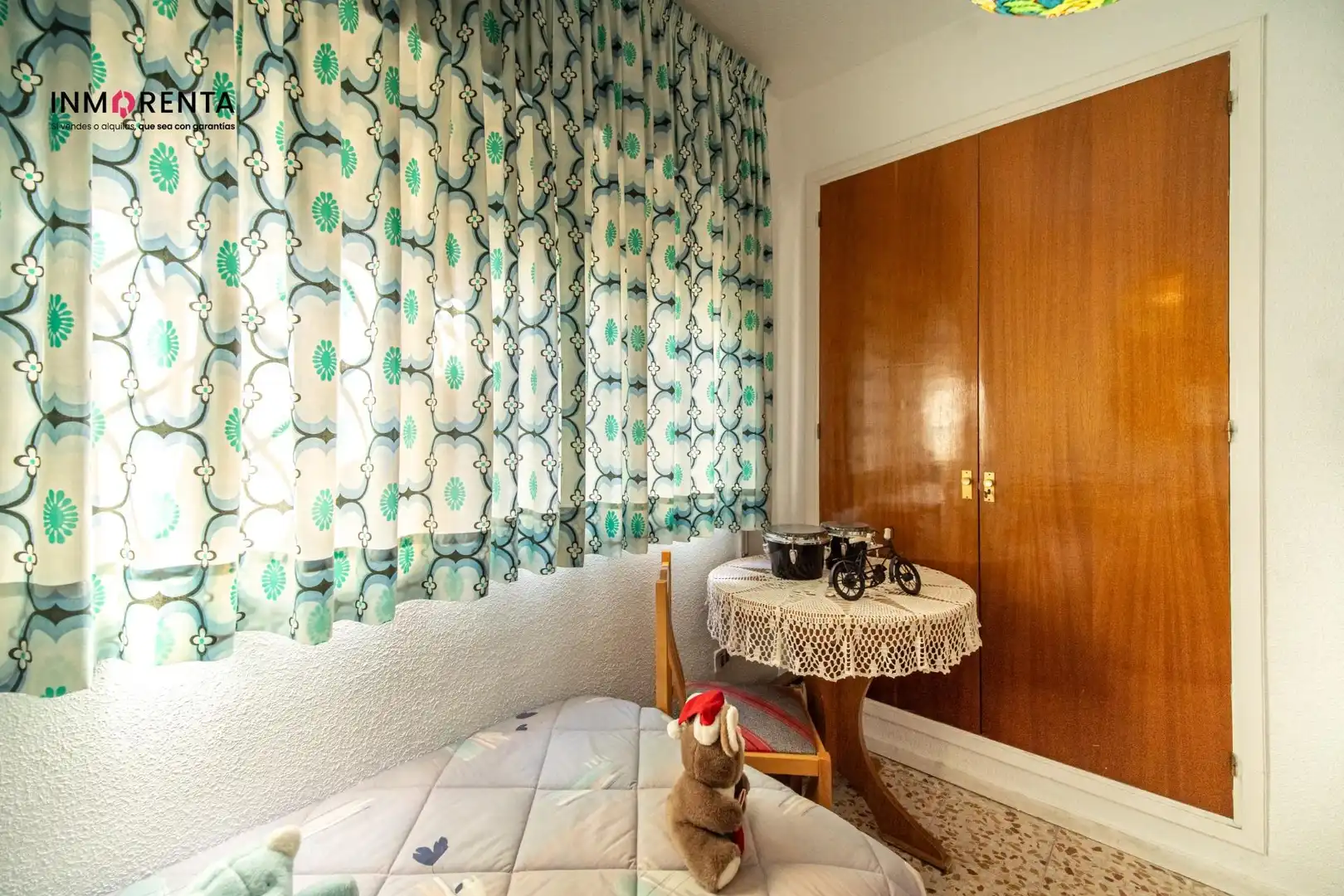 Dormitori de Casa o xalet en venda en Villa del Prado