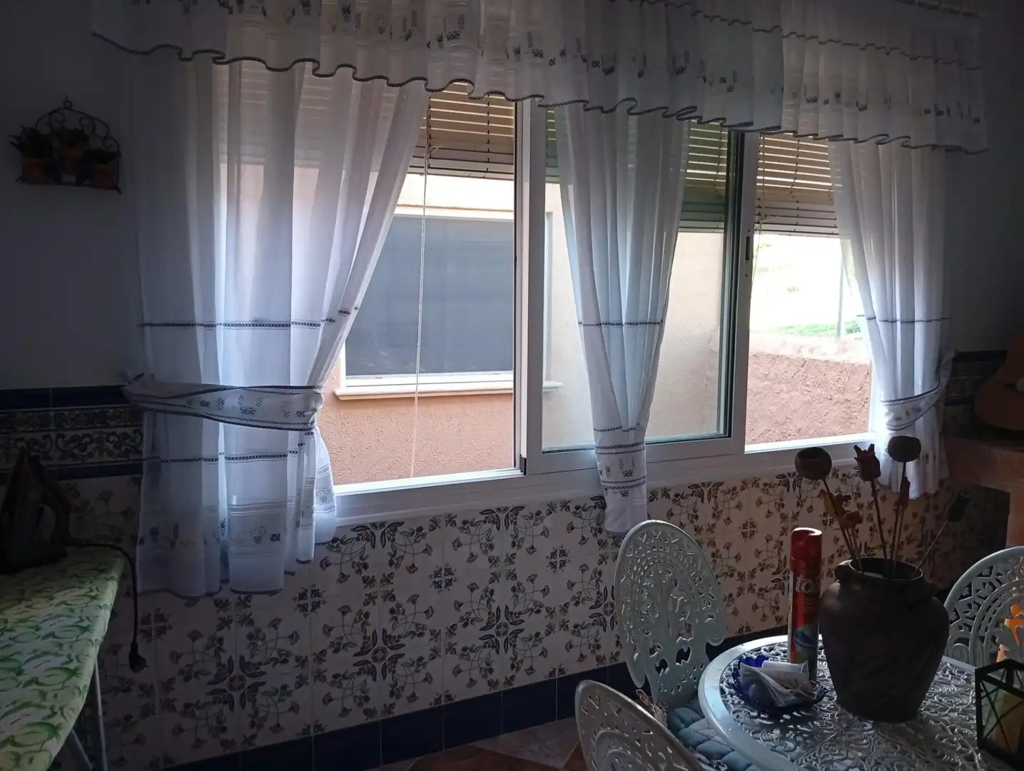 Casa adosada en venda a Cortes - Huertas