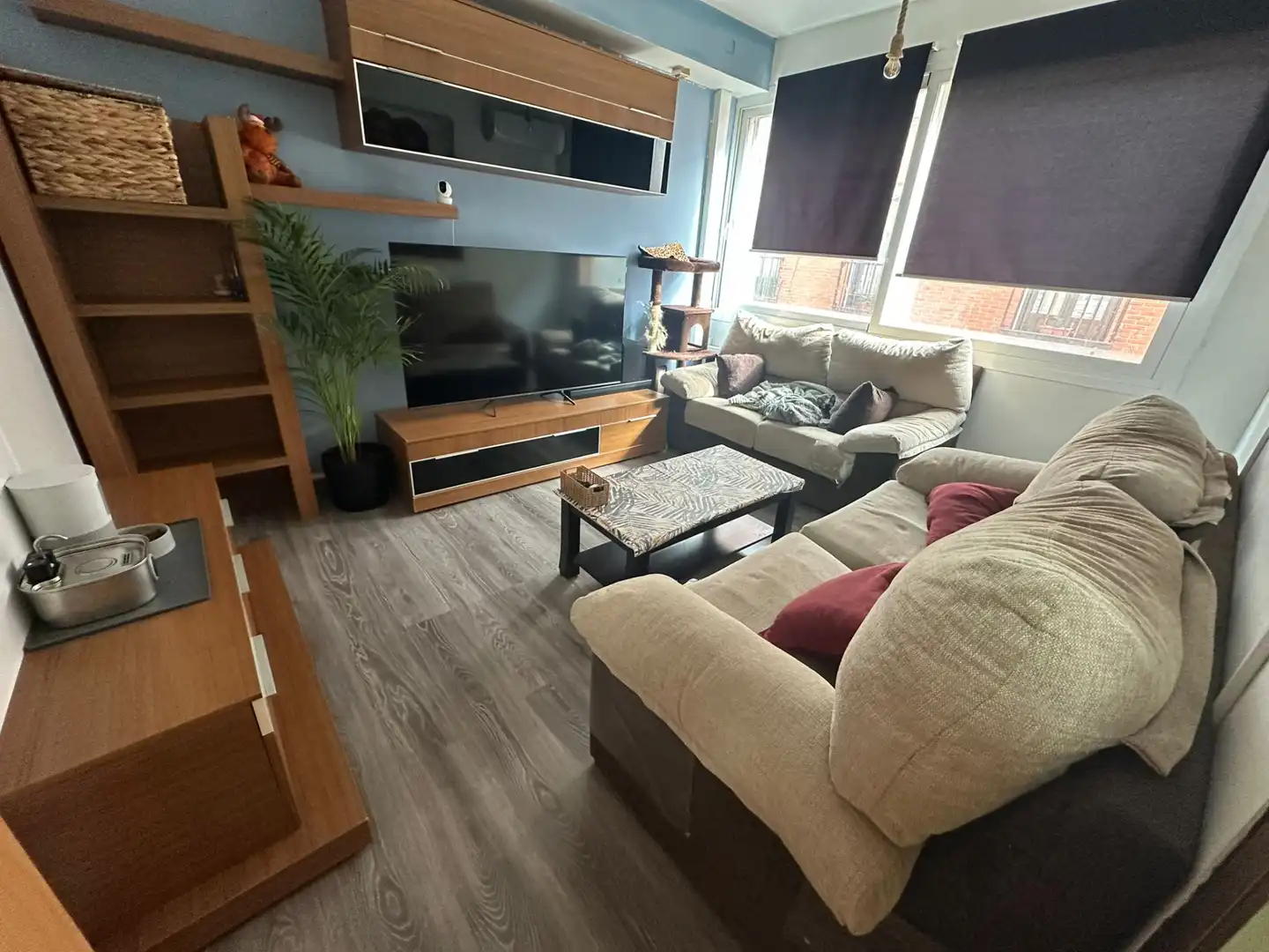 Living room of Commercial properties for sale in Parla  with Air Conditioner and Heating