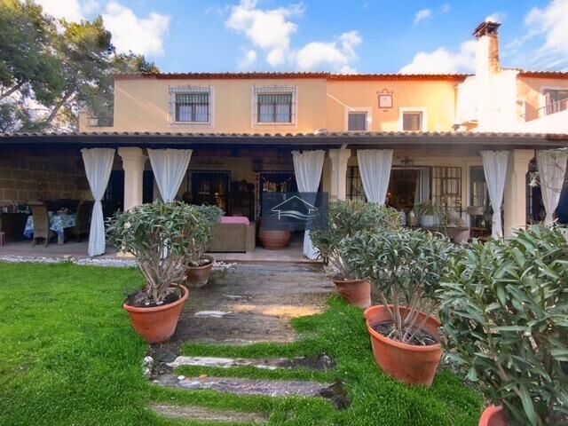 Exterior view of House or chalet for sale in Alicante / Alacant  with Air Conditioner, Heating and Storage room