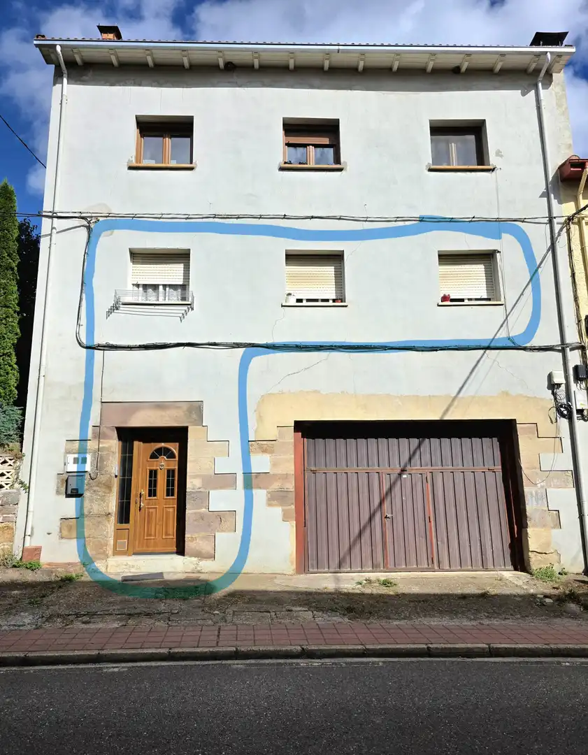 Außenansicht von Wohnung zum Verkauf in Barruelo de Santullán