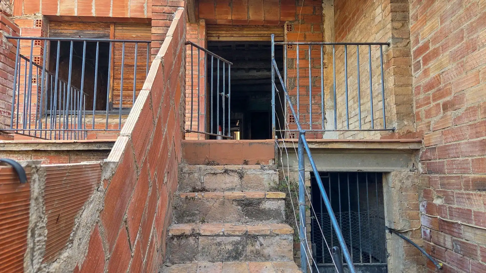 Exterior view of Flat for sale in Navarcles  with Terrace, Storage room and Balcony