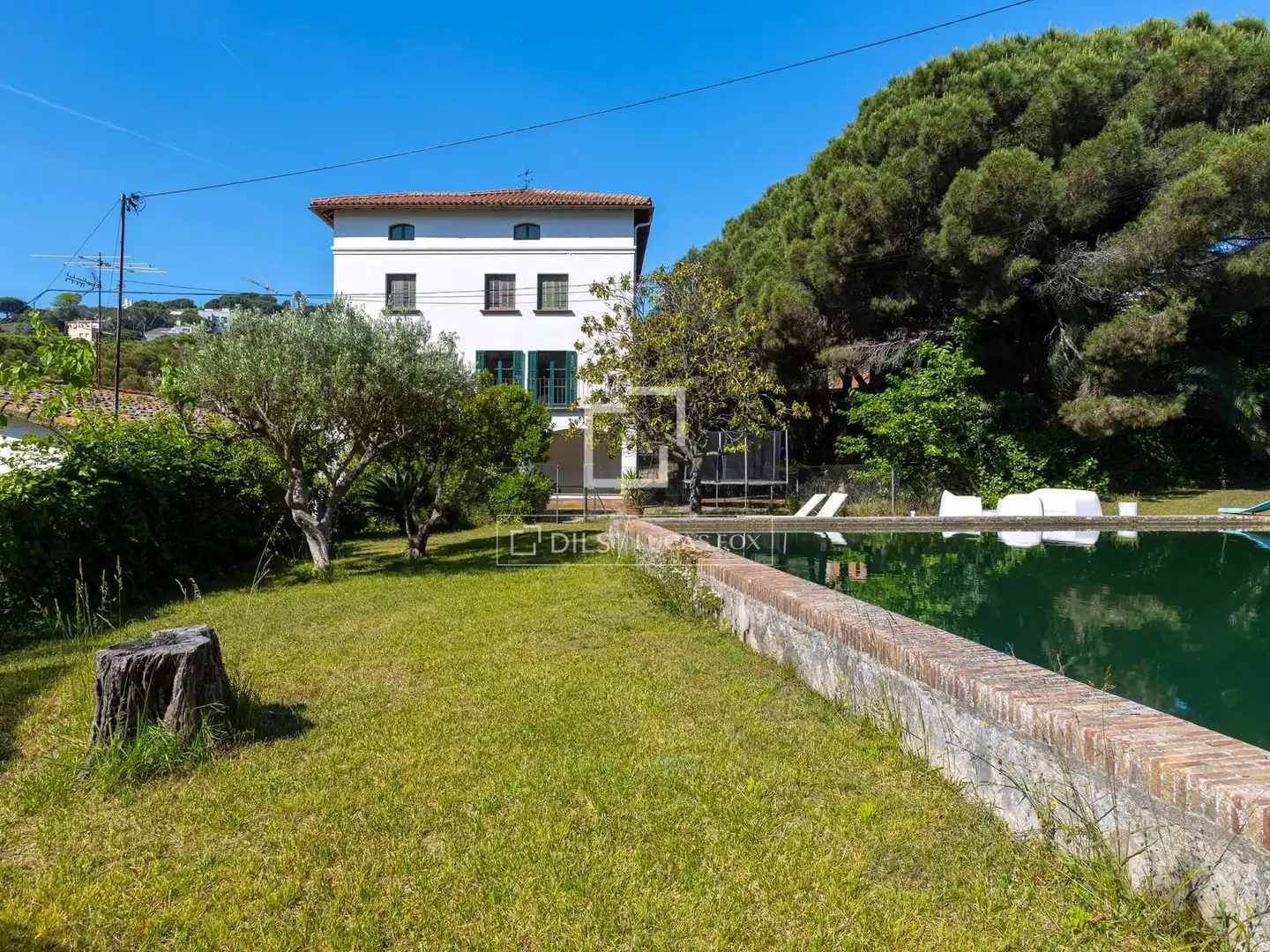 Jardí de Finca rústica en venda en Alella amb Jardí privat, Terrassa i Traster