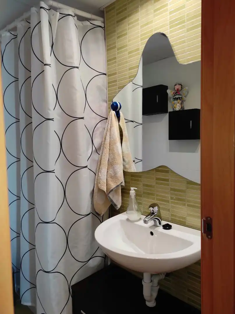 Baño de Piso en venta en La Muela con Calefacción, Terraza y Trastero