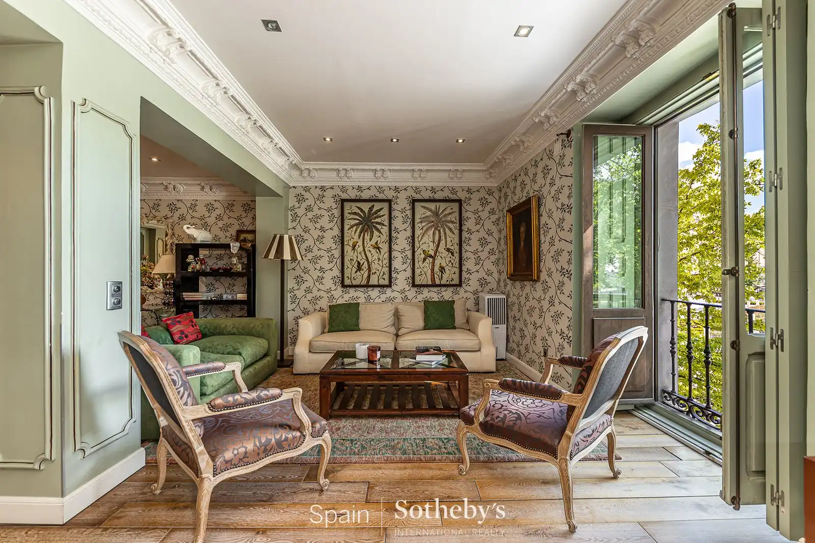Apartament amb ascensor de lloguer a Plaza de Oriente, imagen 2