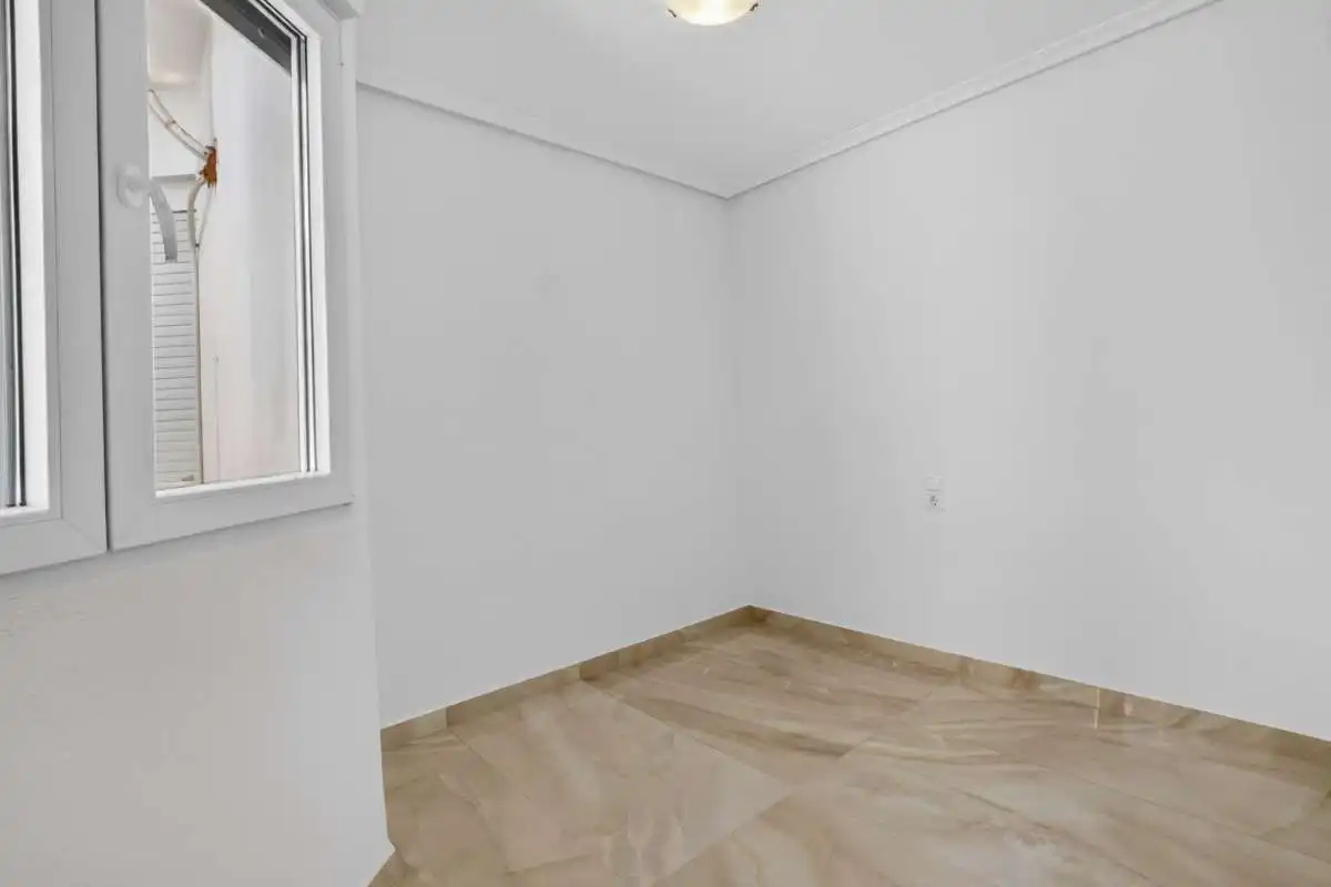 Habitación de Ático en venta en Torrevieja con Terraza