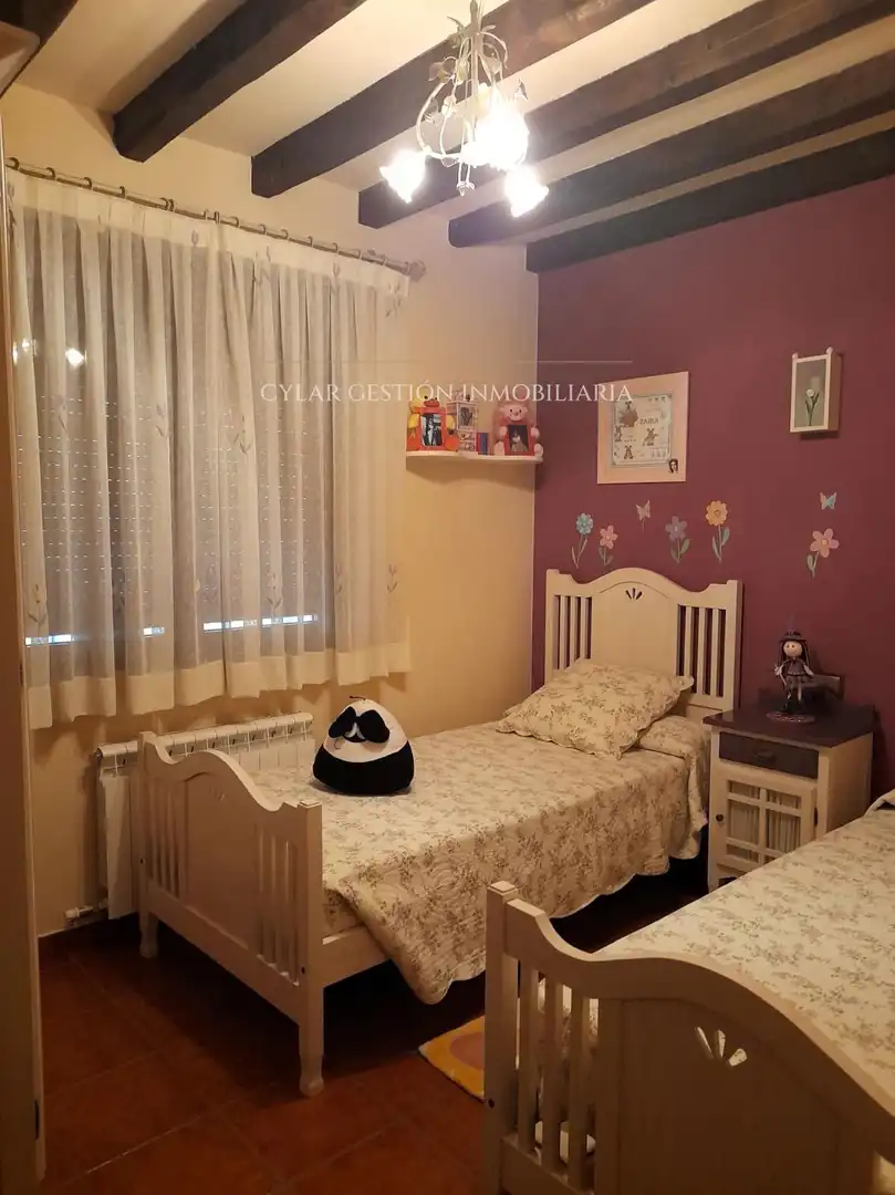 Habitación de Casa adosada en venta en Bañobárez con Calefacción, Amueblado y Horno