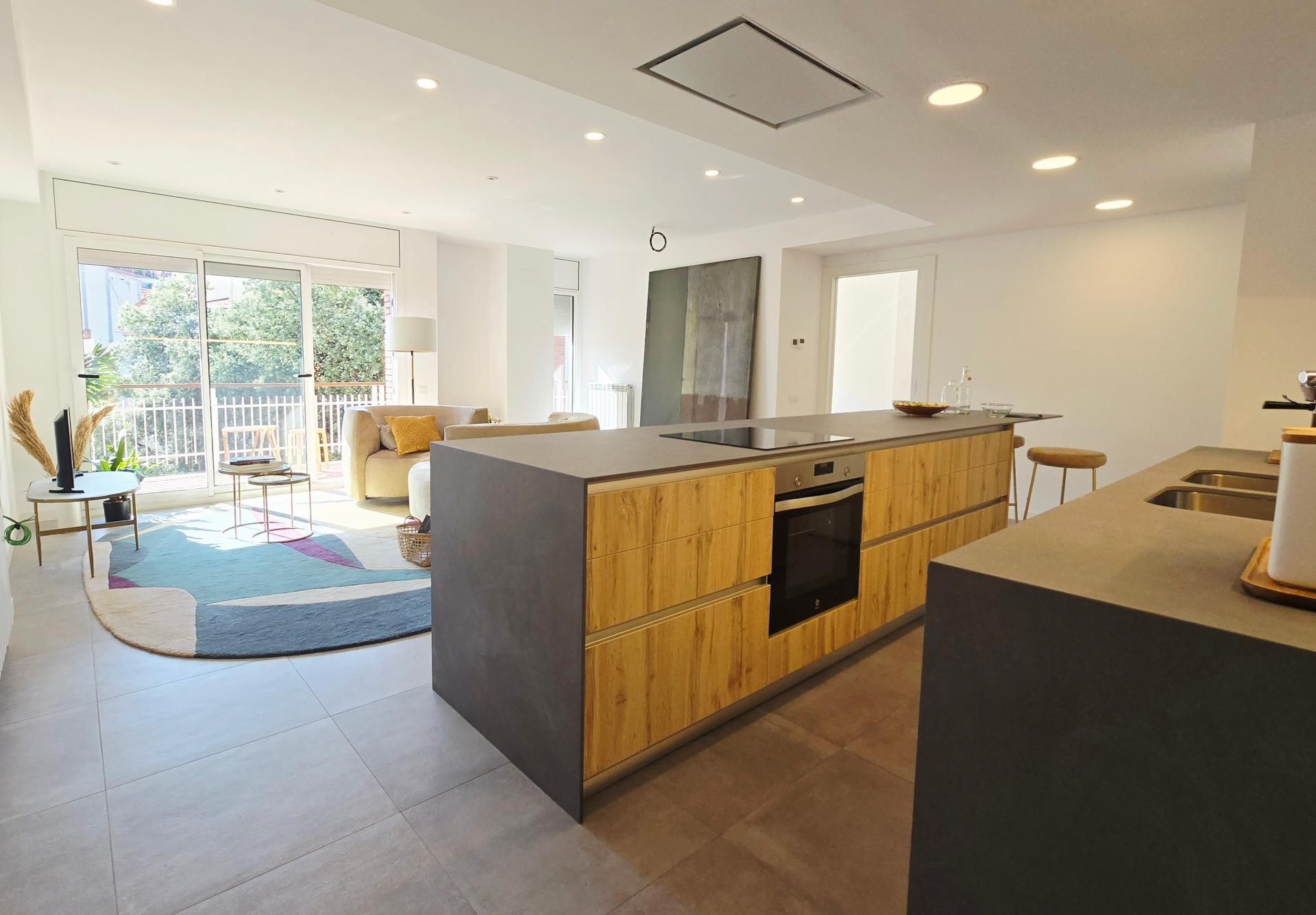 Flat for sale in Carrer Carrer de Santiago Rusiñol, 2, Centre - Estació