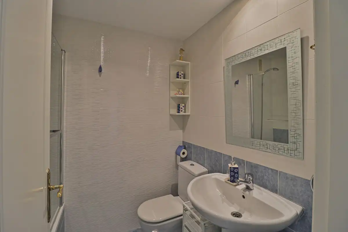 Flat with pool for sale in Casares - Casares,Casares costa,UrbanizaciÃÂ³n Vista Bahia, imagen 15
