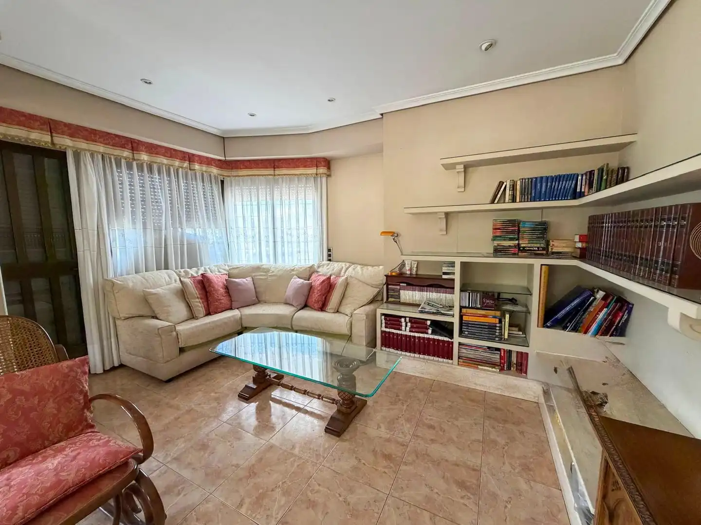 Sala de estar de Casa o chalet en venta en Torrent con Aire acondicionado, Jardín privado y Terraza