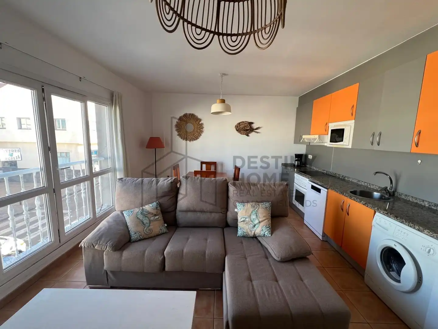 Wohnzimmer von Wohnungen zum Verkauf in La Oliva mit Abstellraum, Möbliert und Gemeinschaftspool