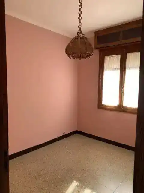 Dormitori de Casa o xalet en venda en Pontevedra Capital  amb Calefacció, Jardí privat i Traster