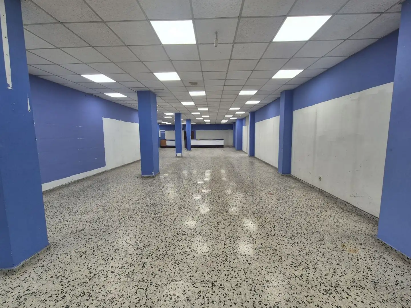 Business premises to rent in Lugones