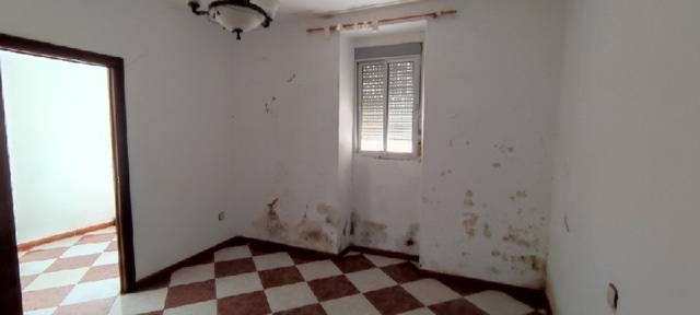 Casa adosada en Venta en Joaquin Ruiz en Jabalquinto