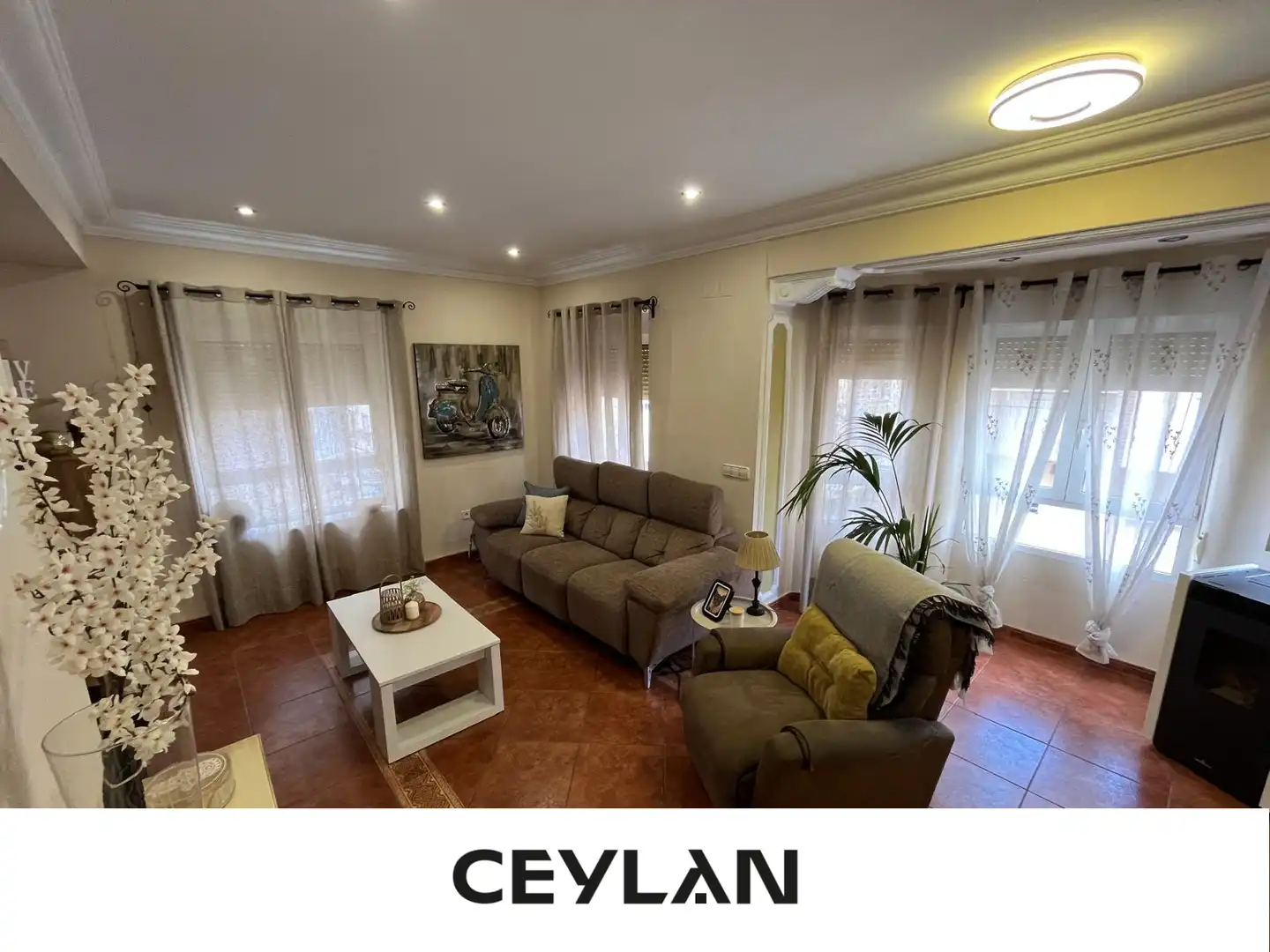 Flat for sale in Calle Don Quijote, Plaza Castelar - Mercado Central