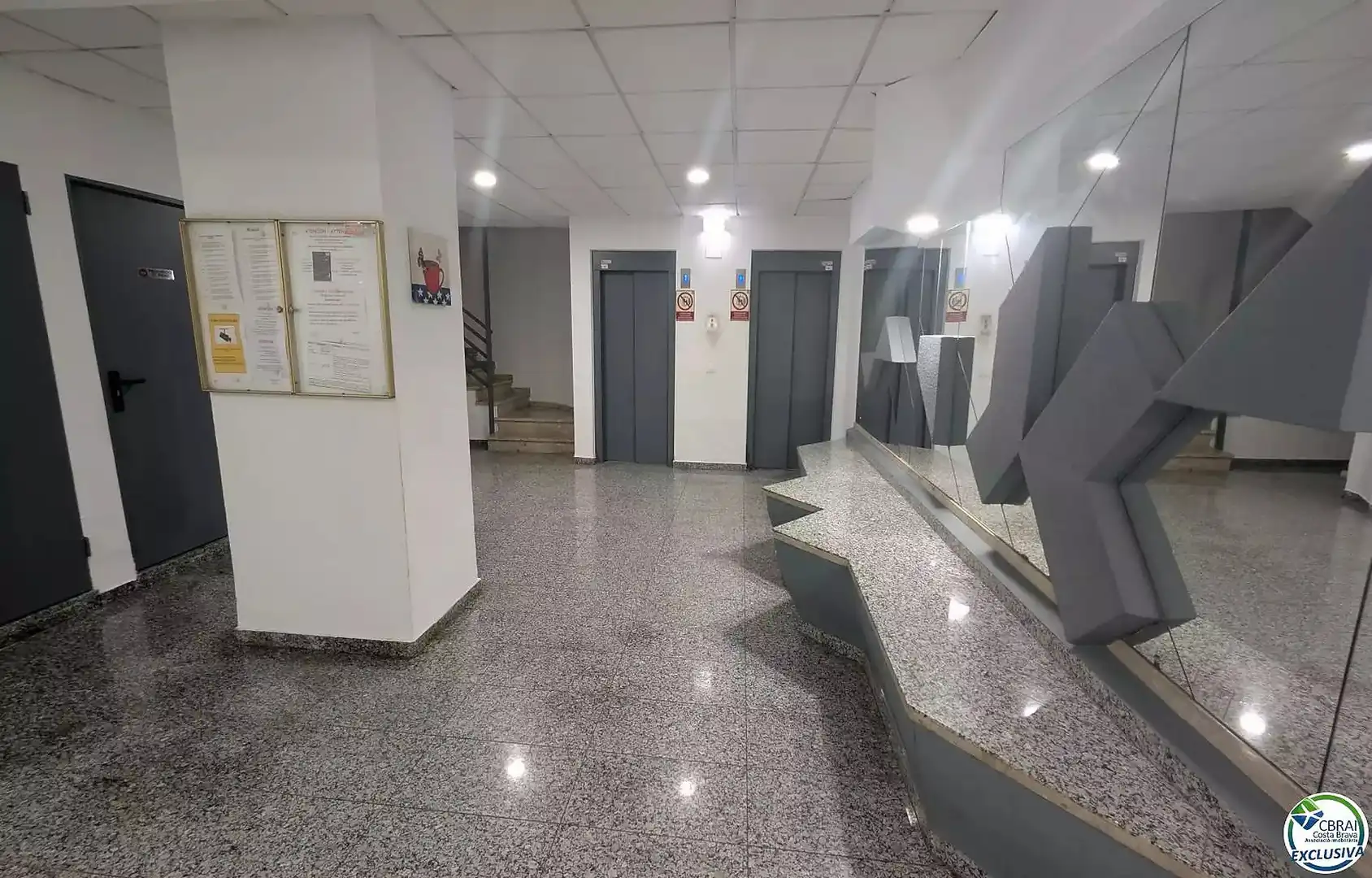 Study for sale in Empuriabrava  with Terrace and Furnished