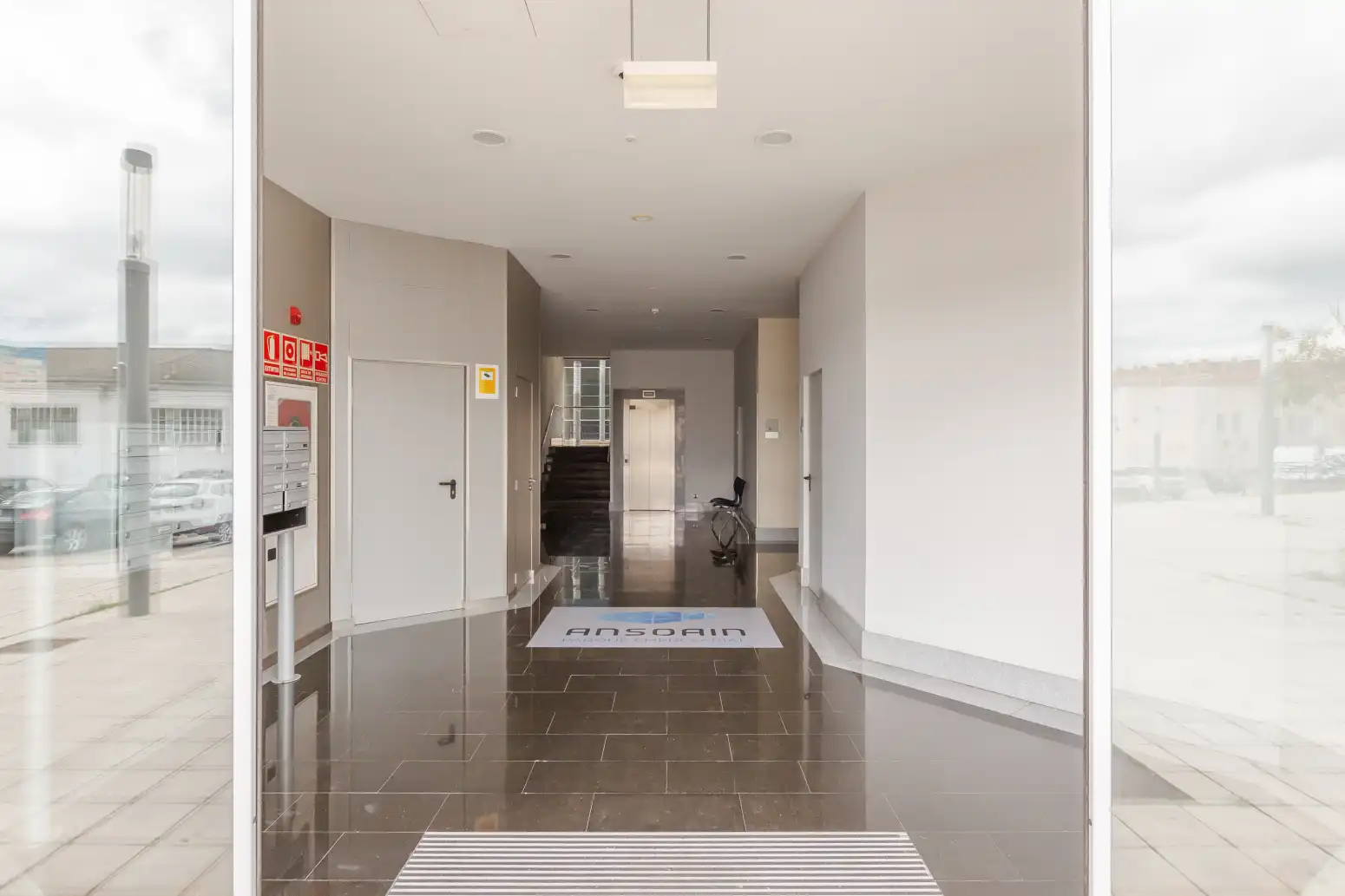 Office for sale in Ansoáin / Antsoain  with Air Conditioner