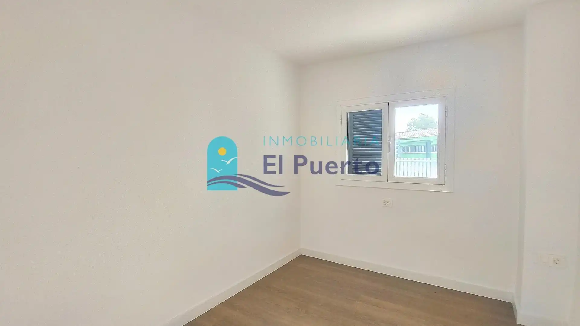 Dormitori de Apartament en venda en Mazarrón amb Terrassa, Alarma i Piscina comunitària