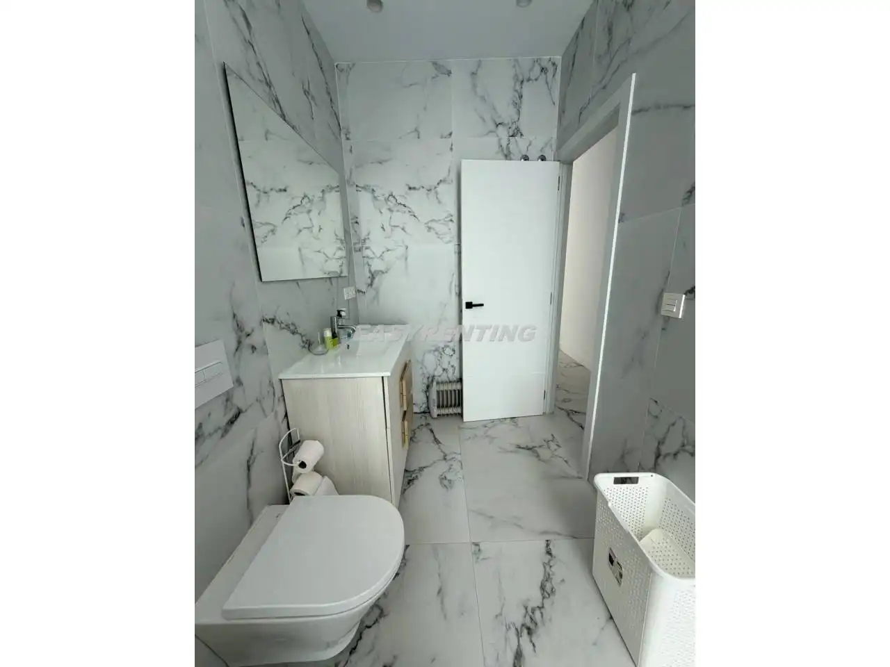 Bathroom of Houses for sale in La Línea de la Concepción  with Air Conditioner, Private garden and Terrace