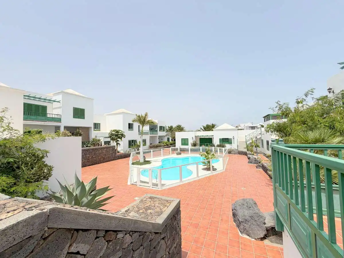 Außenansicht von Wohnungen zum Verkauf in Teguise mit Gemeinschaftspool