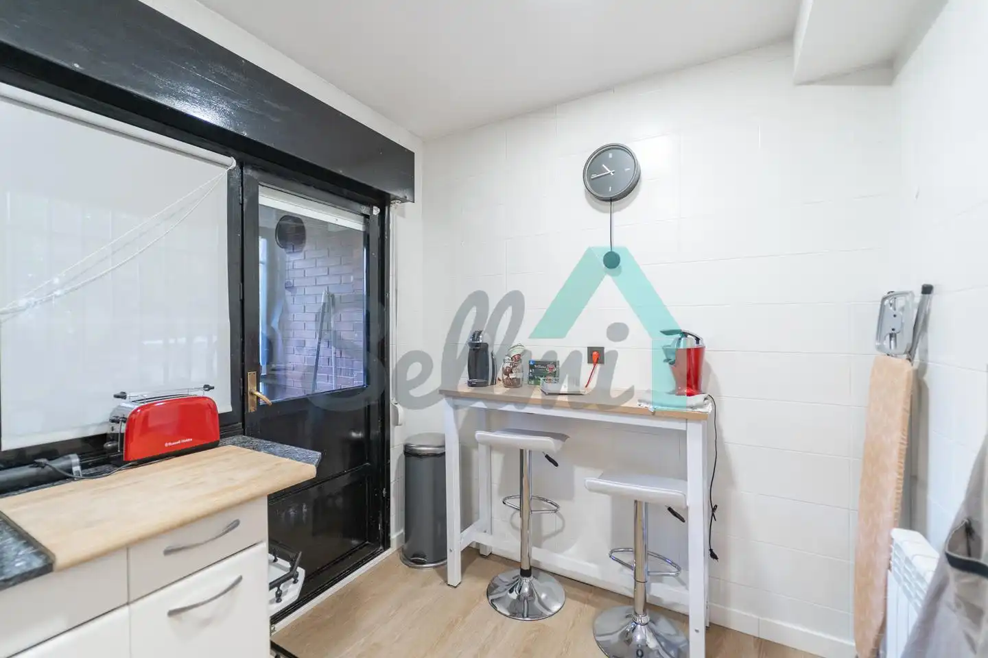 Cocina de Planta baja de alquiler en Oviedo  con Calefacción, Terraza y Amueblado