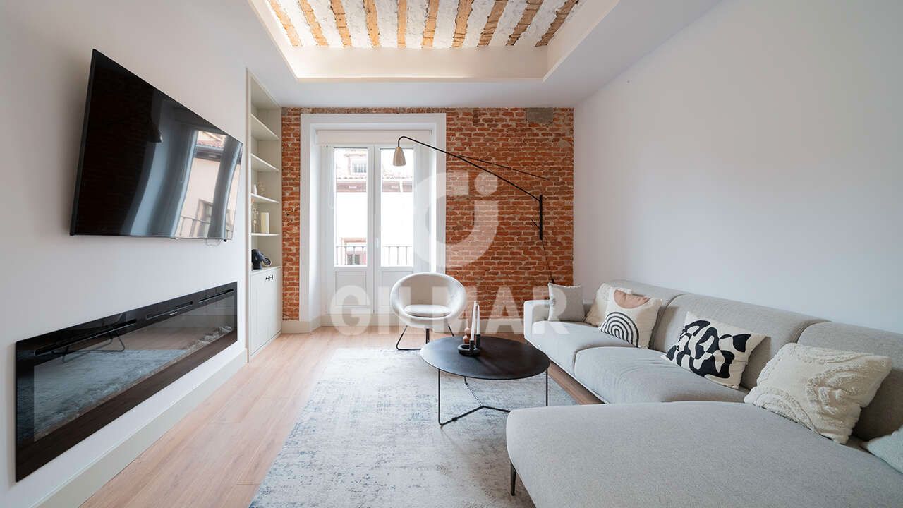 Sala d'estar de Pis en venda en  Madrid Capital amb Calefacció