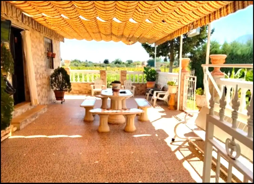 Terrassa de Casa o xalet en venda en Arroyo de San Serván amb Jardí privat, Terrassa i Piscina