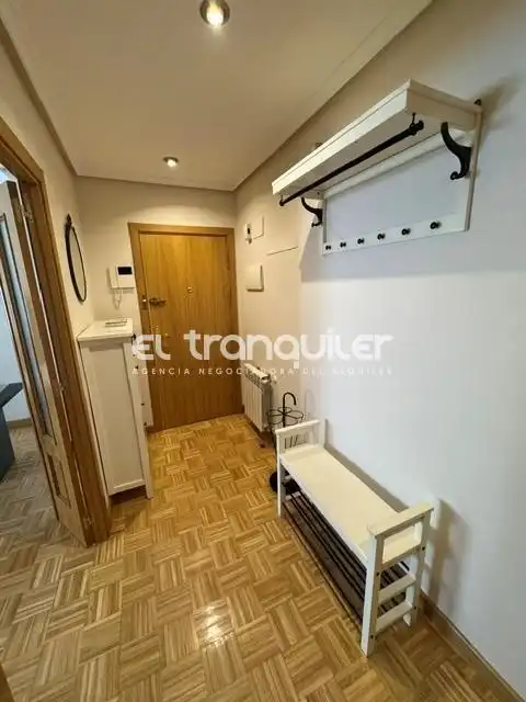 Piso de alquiler en Parla con Aire acondicionado, Piscina y Amueblado