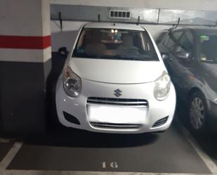 Vista exterior de Garatge en venda en L'Hospitalet de Llobregat