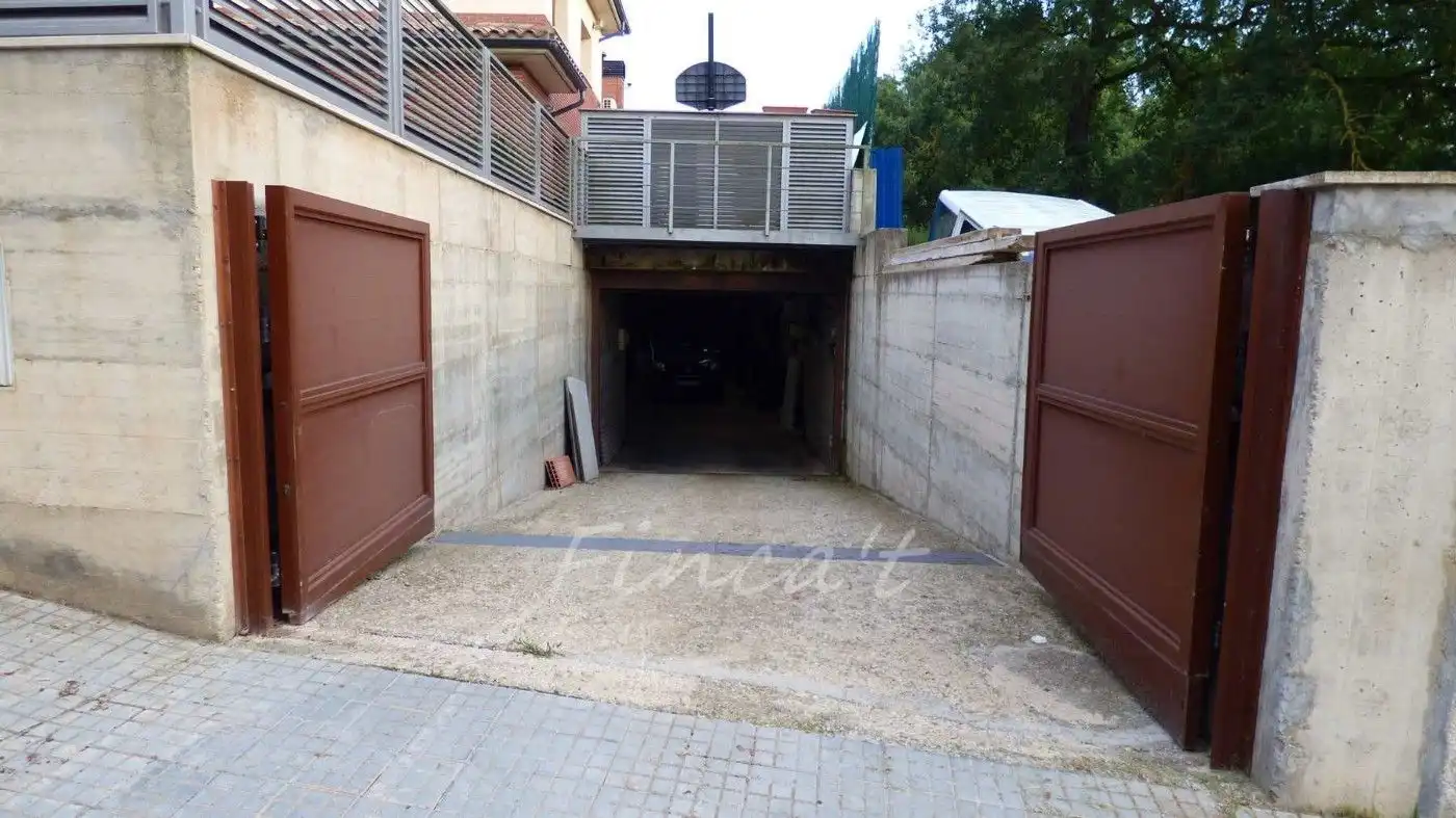 Aparcament de Casa o xalet en venda en Moià amb Aire condicionat, Calefacció i Terrassa
