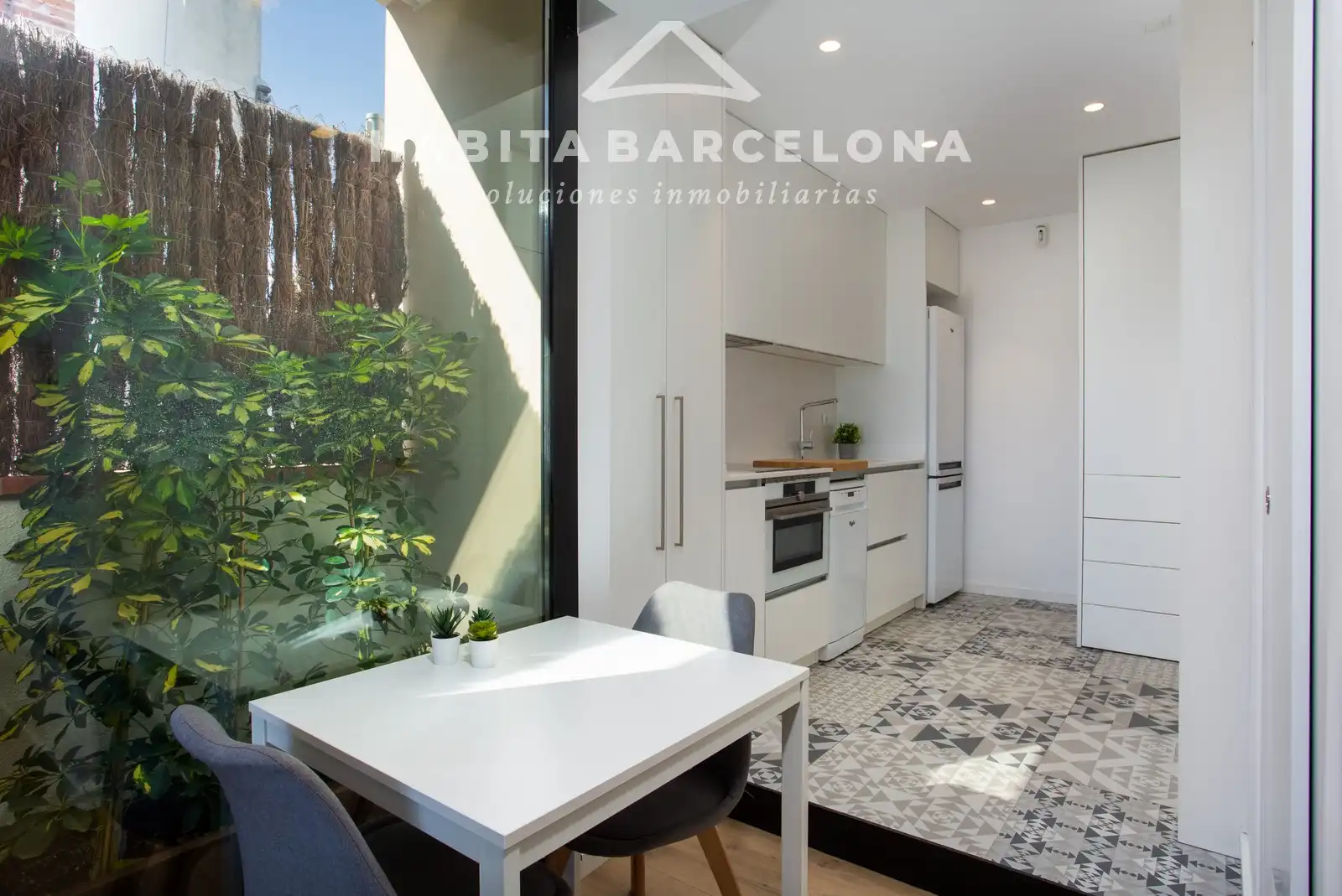 Vista exterior de Ático en venta en Barcelona con Aire acondicionado, Calefacción y Terraza